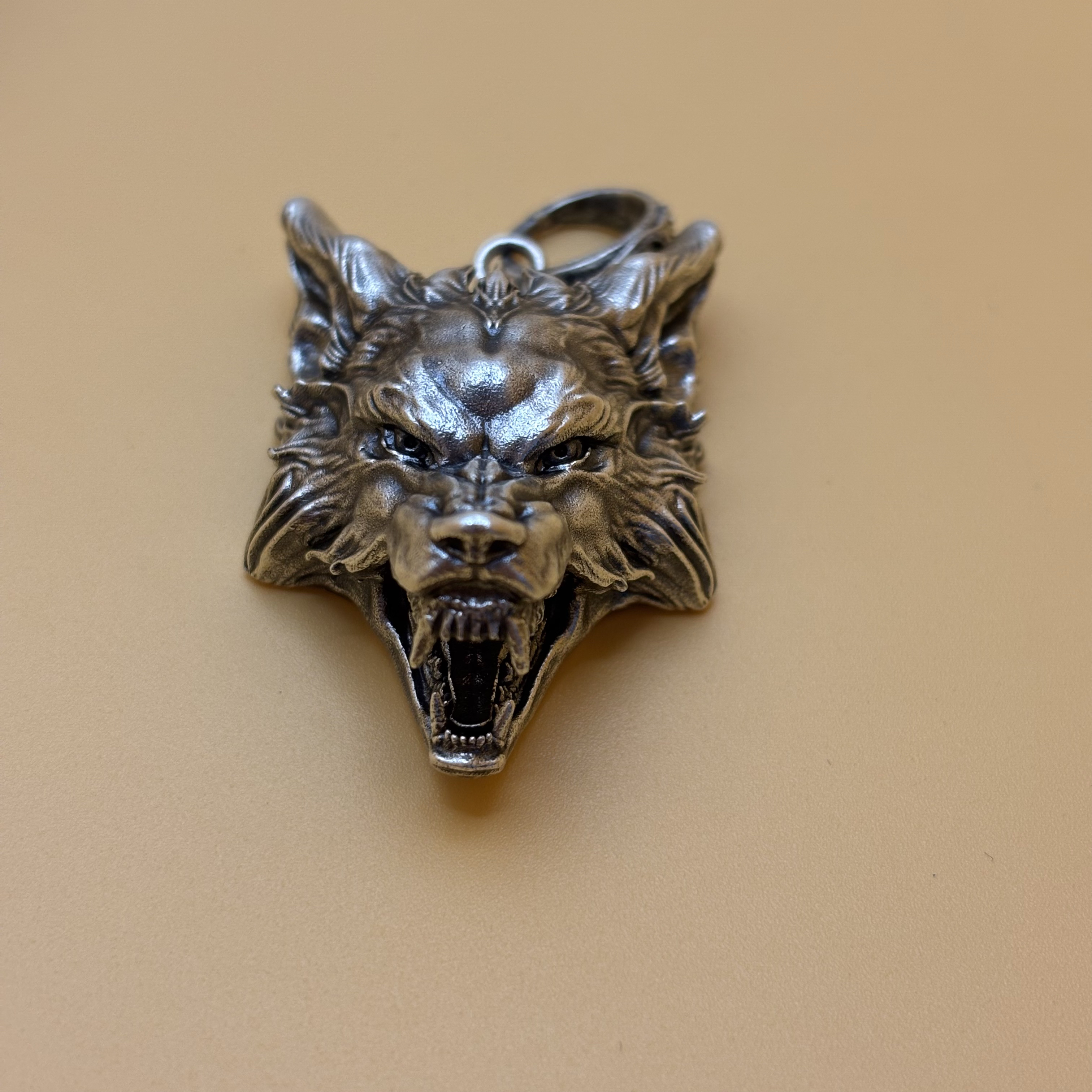 吊坠足银 999纯银霸气狼头吊坠 45.8克