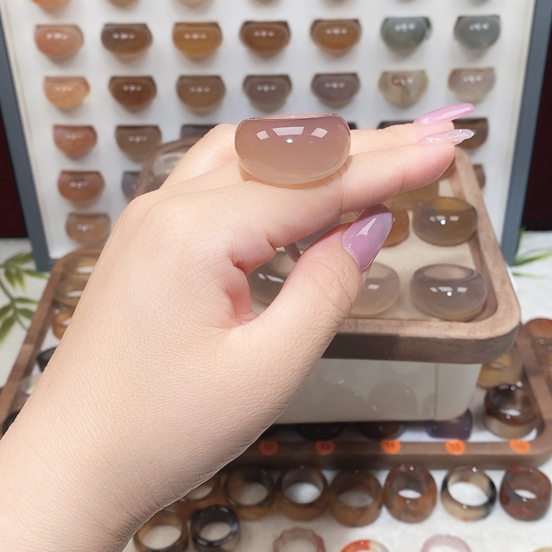 石***士玛瑙/玉髓未镶嵌戒指港20