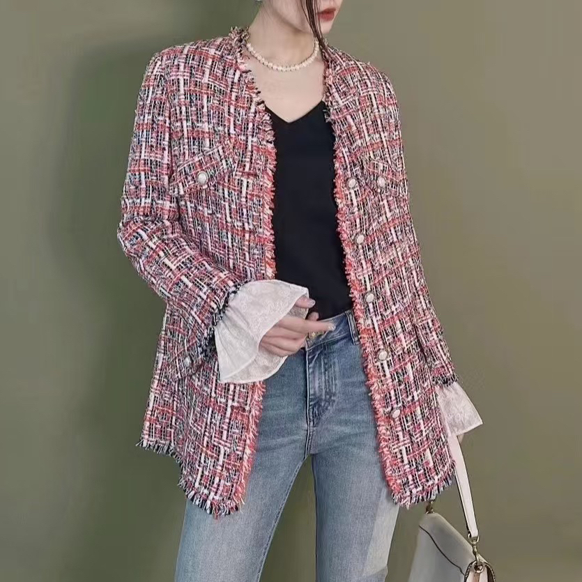 不退换 微瑕秋冬红格子中长款V领小香风外套5400601