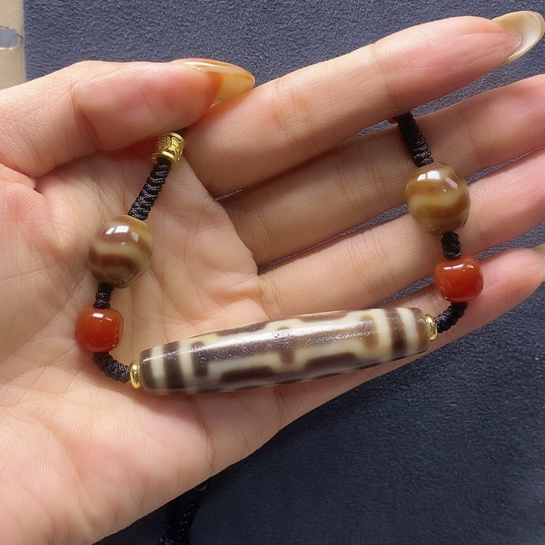 飞***翔玛瑙/玉髓未镶嵌颈饰