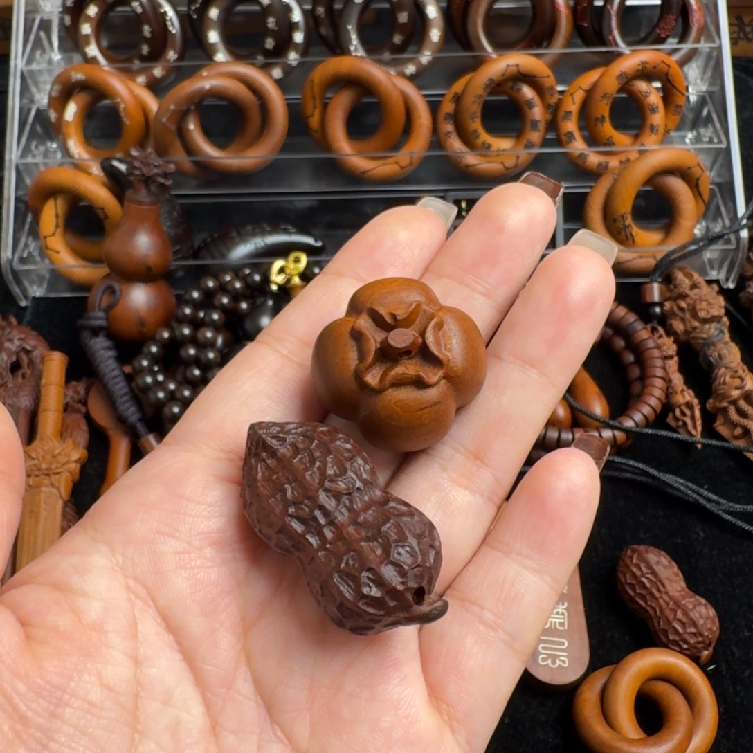 枣木老料好柿花生吊坠