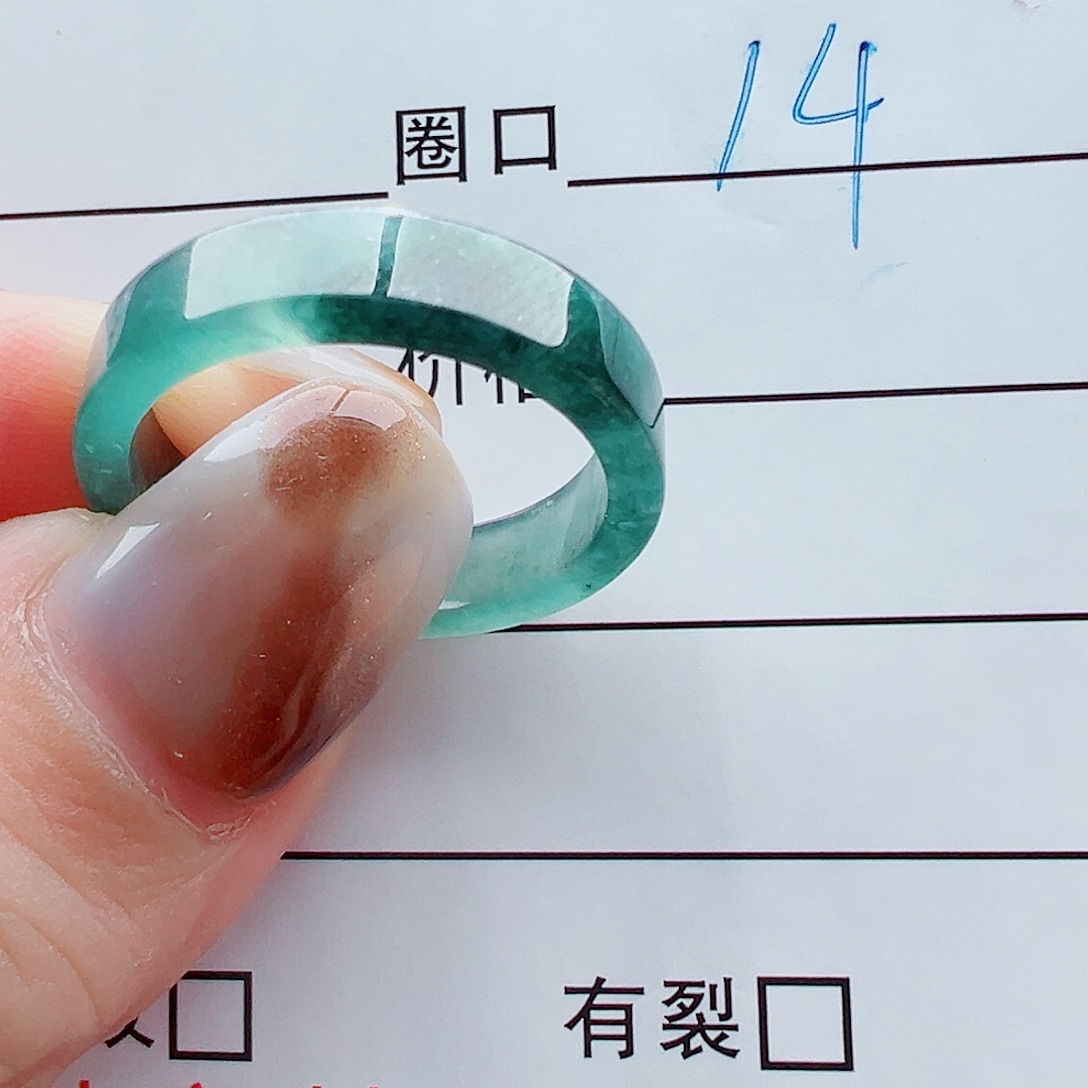 未镶嵌戒指翡翠戒圈