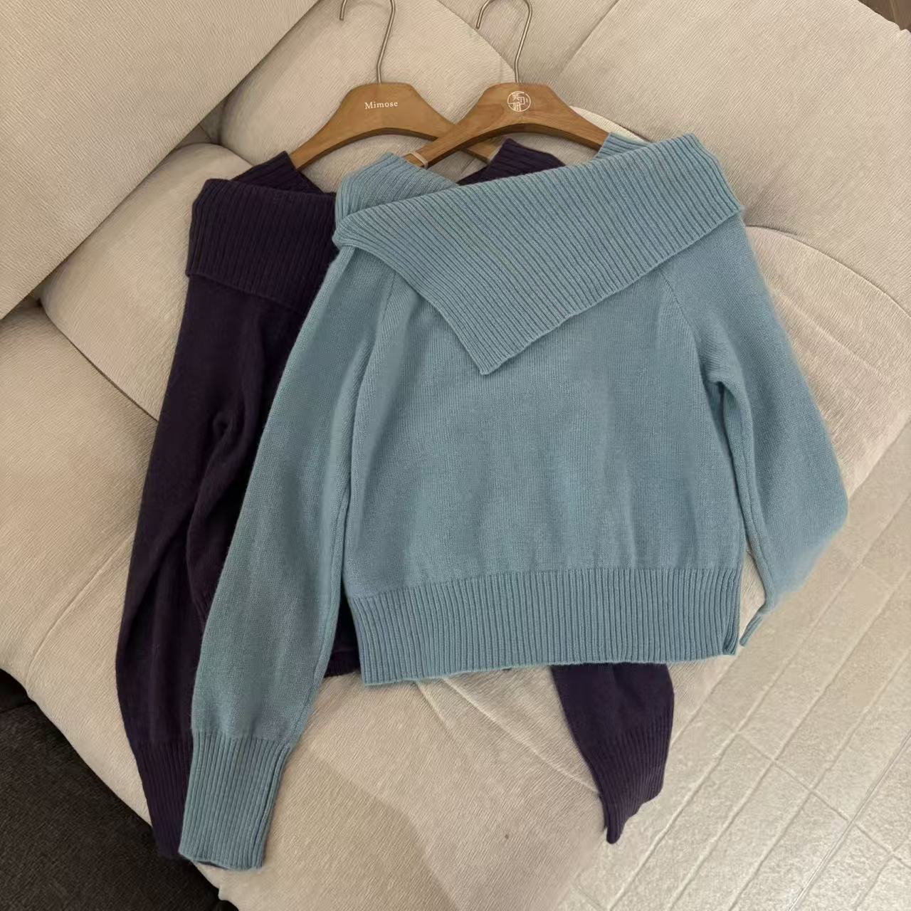 秋季新款韩系时尚不规则一字领针织上衣（衣长55手洗！！）