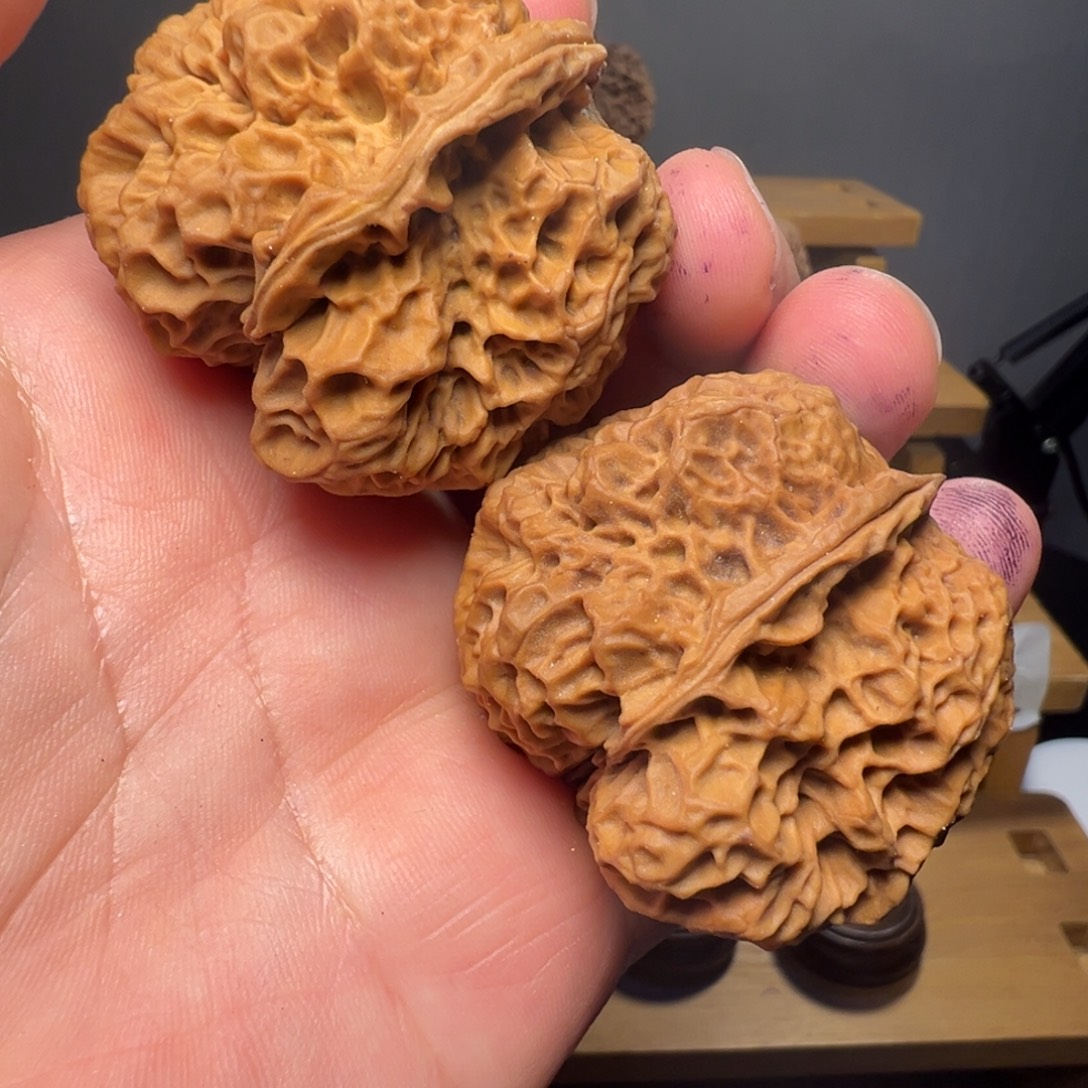 文玩核桃吊坠蛮荒古蟾44mm