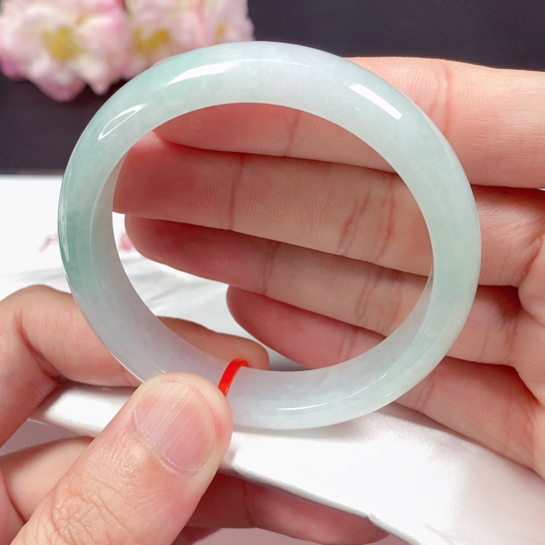 翡翠未镶嵌手镯55.5圈