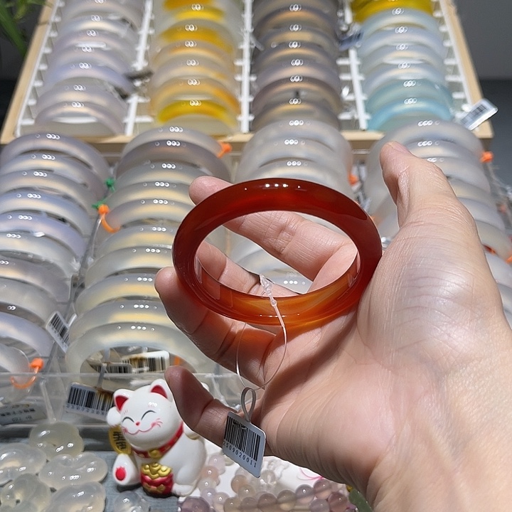 手镯玛瑙/玉髓未镶嵌