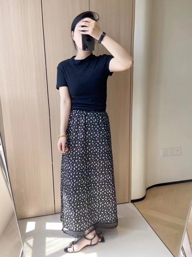 22-4 碎花花边半裙