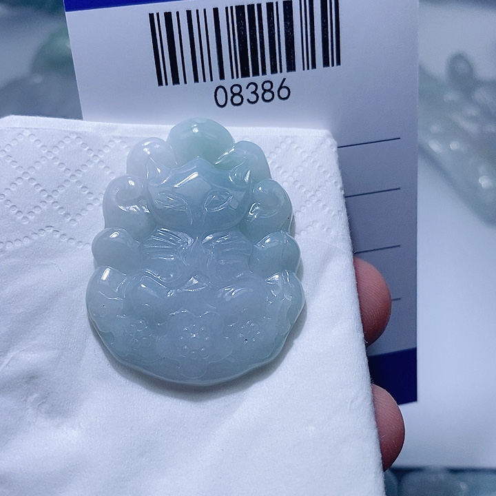 翡翠未镶嵌颈饰天光墟翡翠市场现金代购