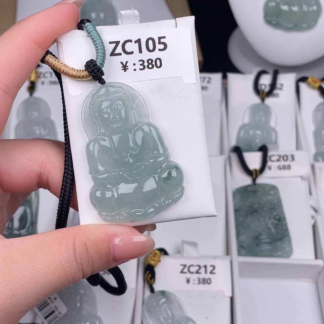 翡翠未镶嵌颈饰zc105