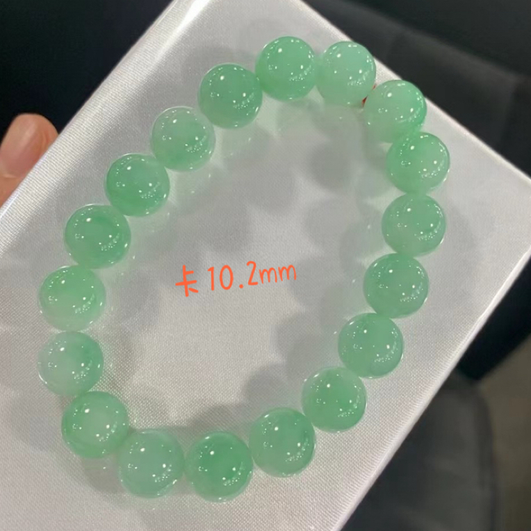 缅甸翡翠A货阳绿色手串