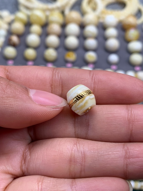 满蜜瓷白千层汉堡11mm