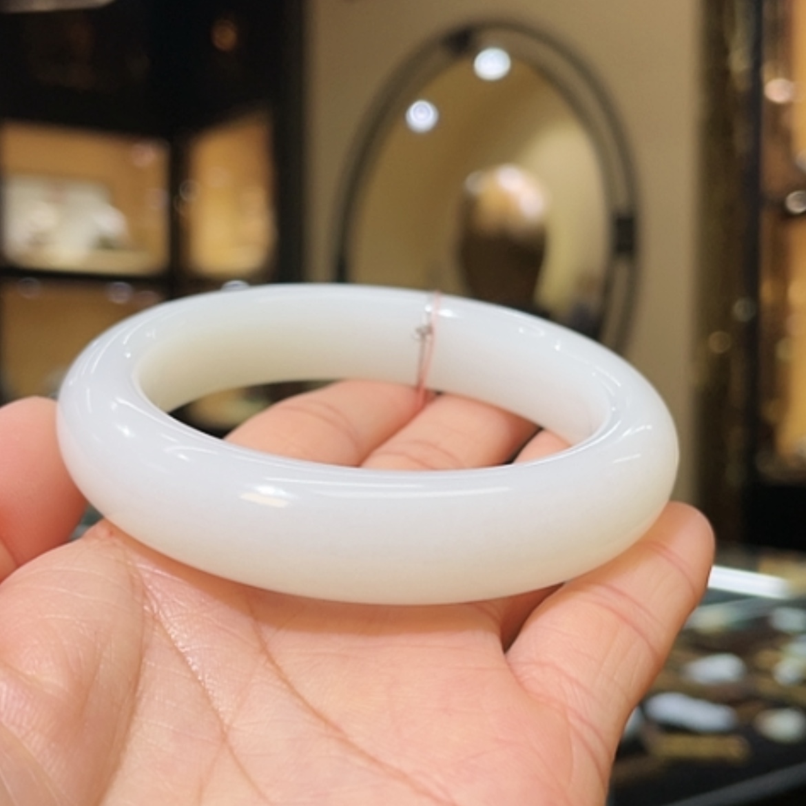 【闪购商品】和田玉手镯未镶嵌58#75.6g