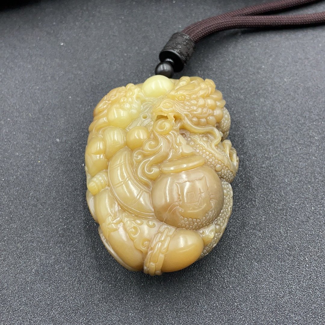 BY0211FHLZ276 和田玉二龙戏珠把件