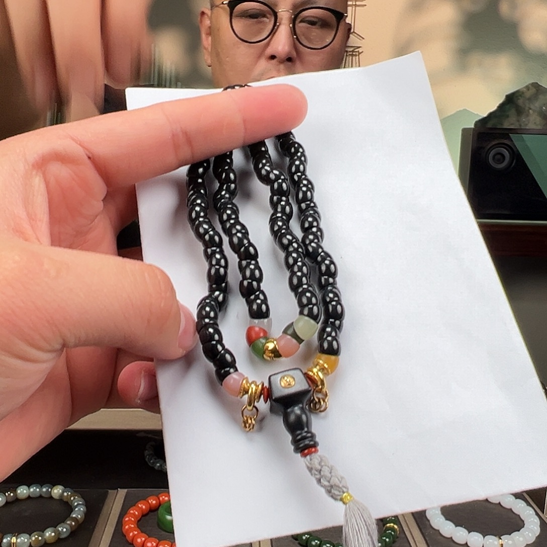 和田玉未镶嵌手链卡6.5mm墨玉大肠