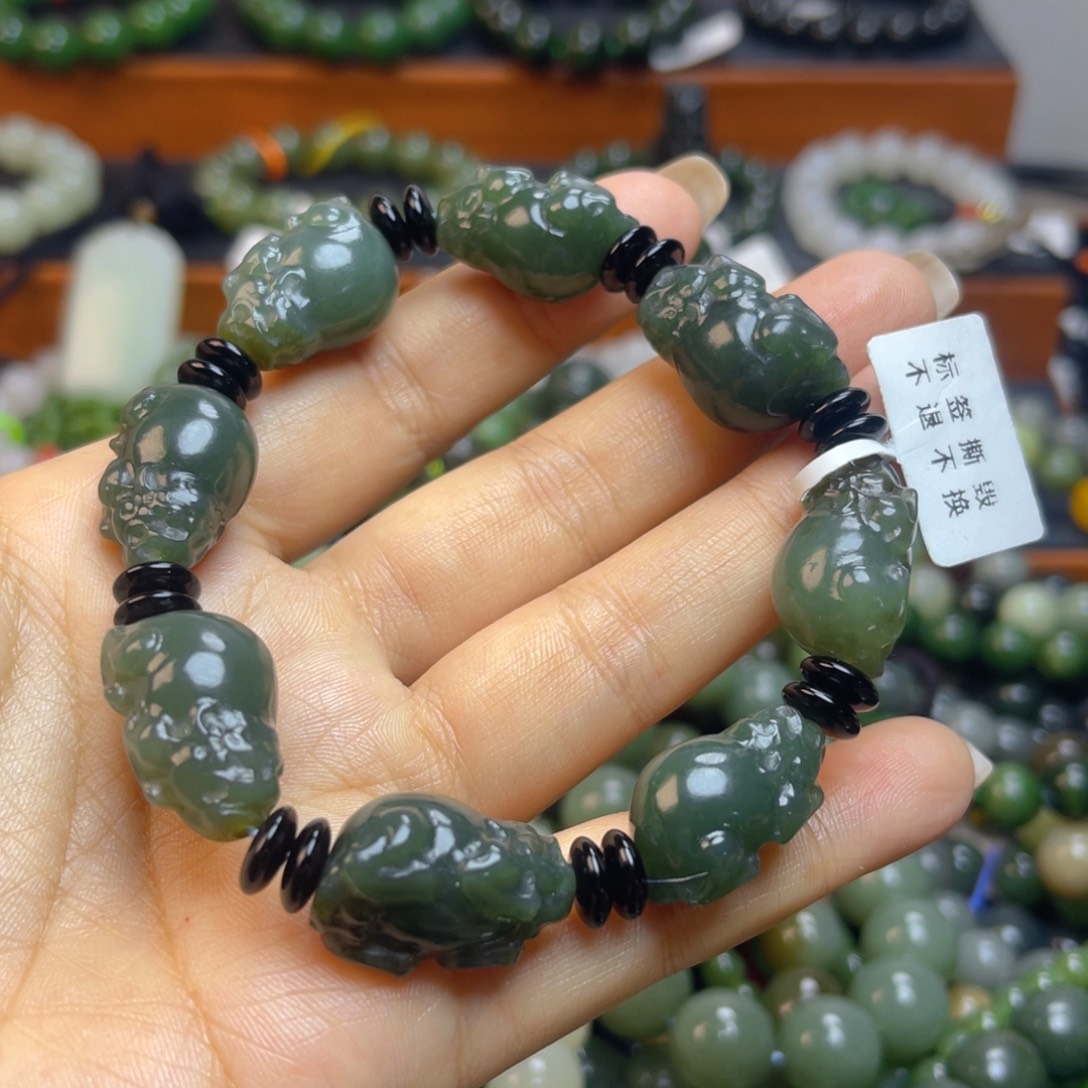 未镶嵌手链和田玉