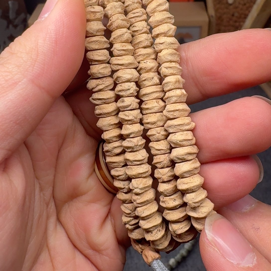 柏香籽/百香籽吊坠?*你