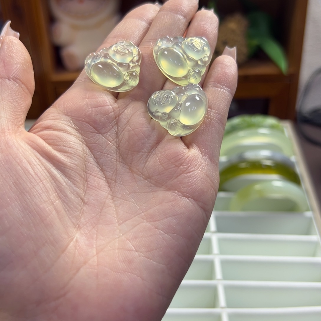 未镶嵌蛇纹石玉手镯263