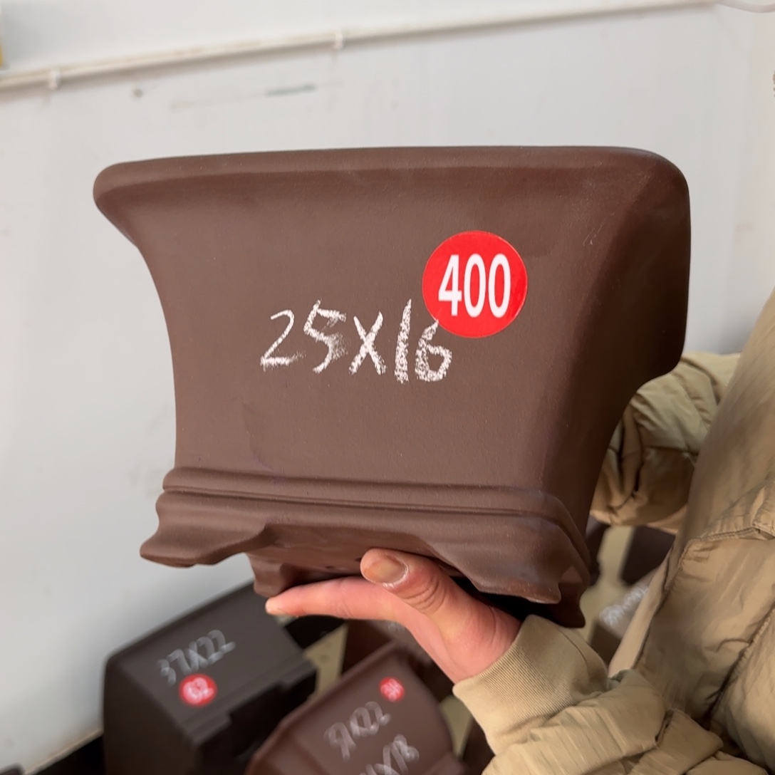 紫砂花盆呜呜呜呜