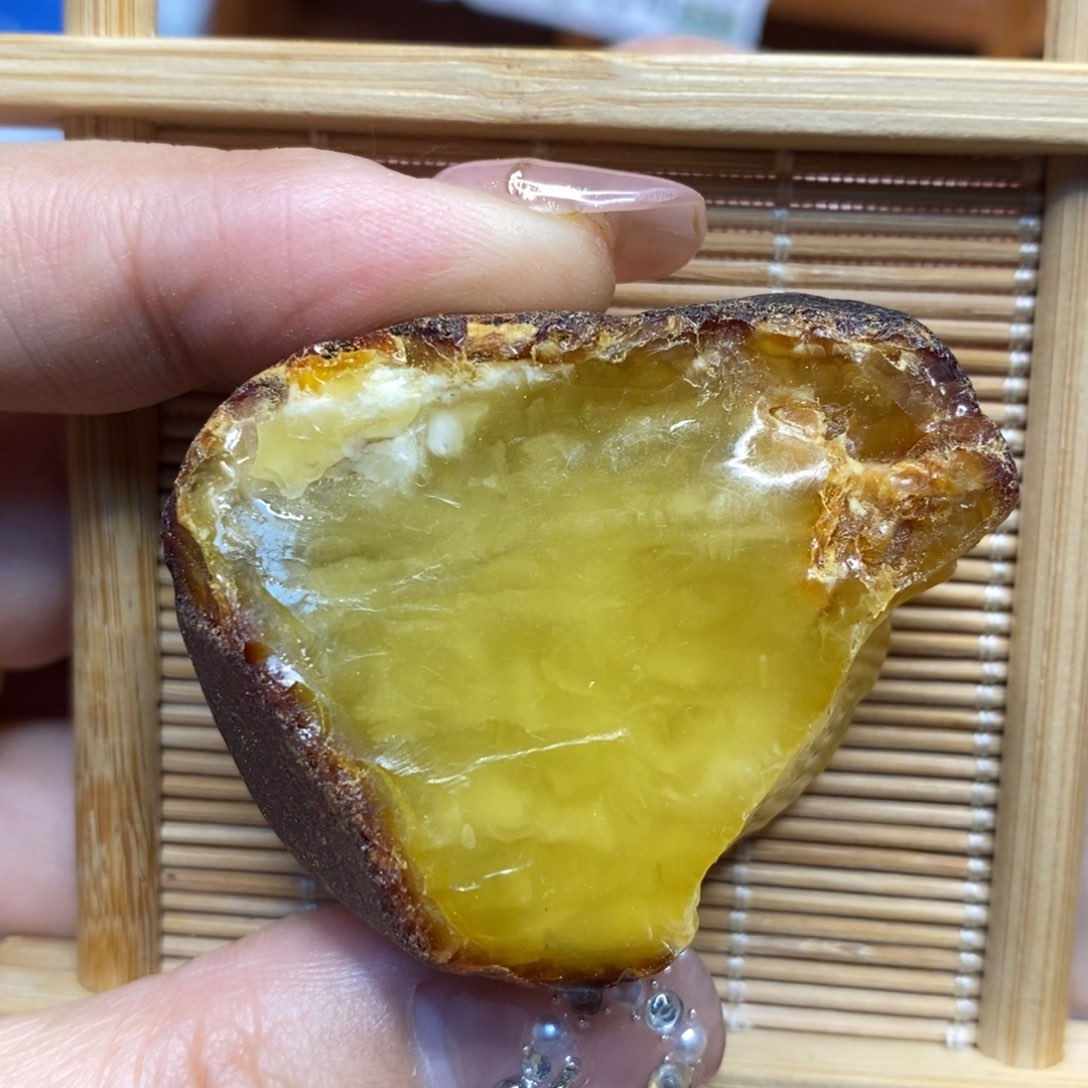 定制琥珀未镶嵌陈