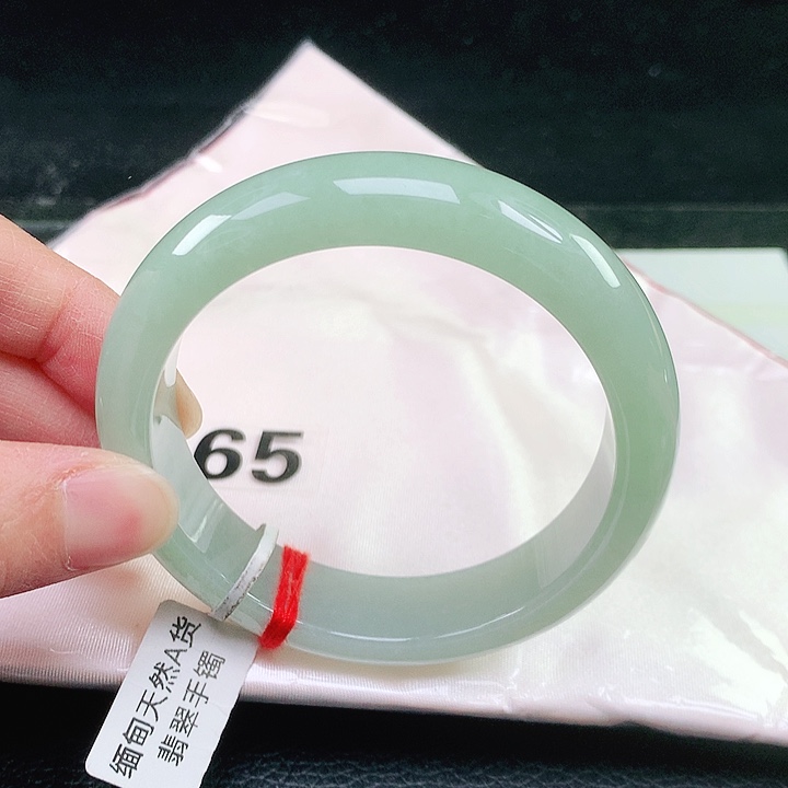 未镶嵌手镯翡翠665