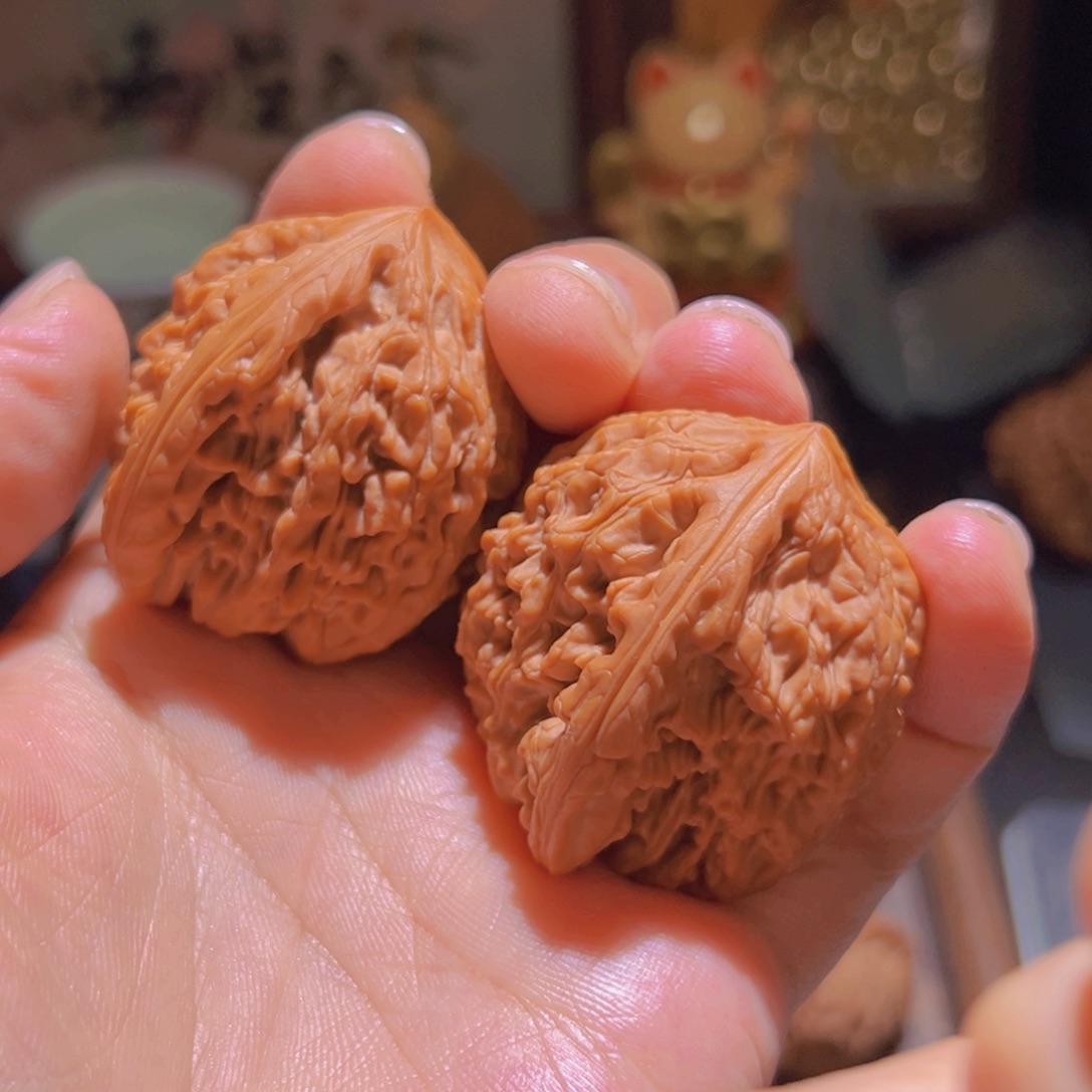 内***浪瑞麟文玩核桃虎头王