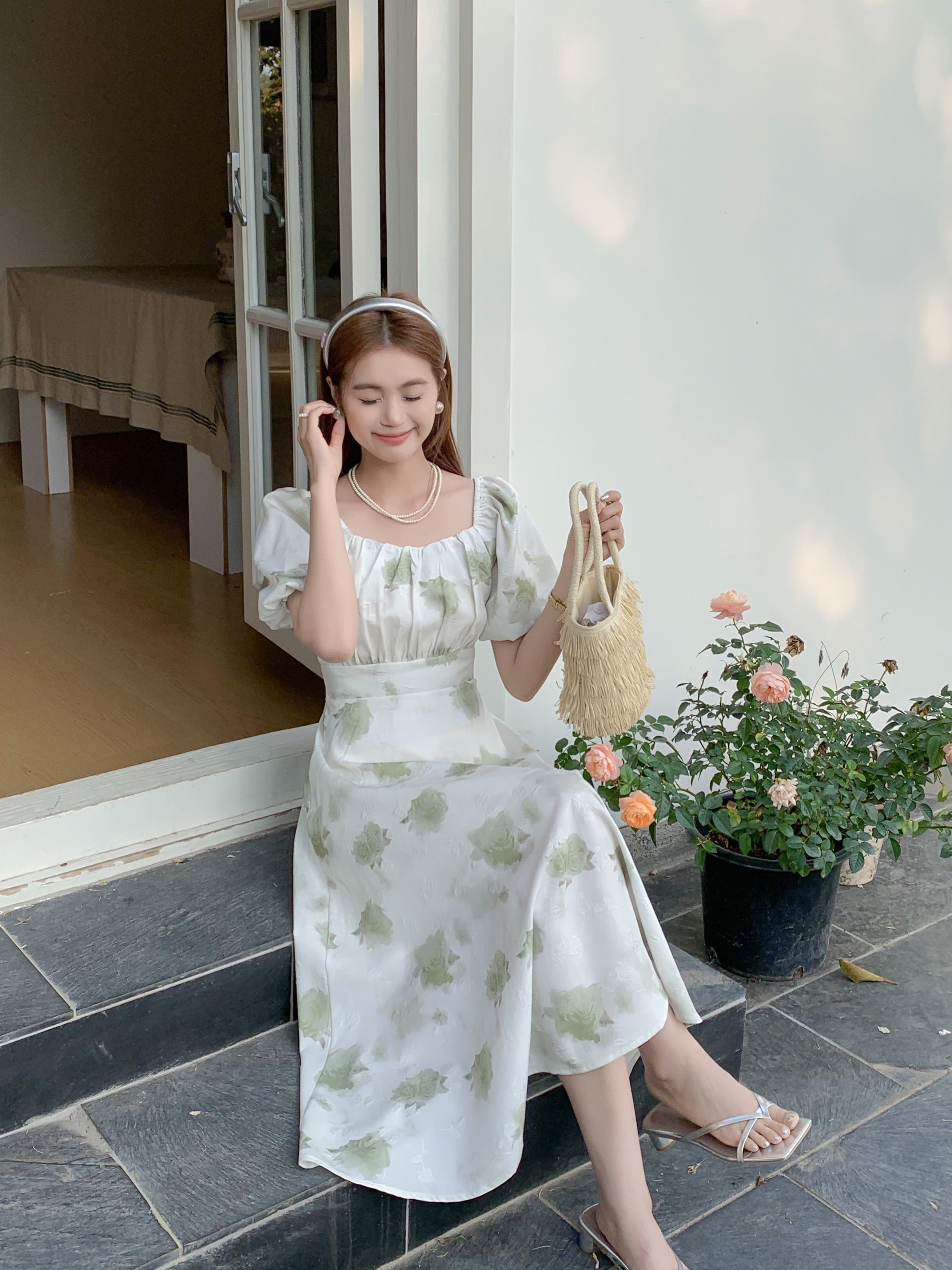 新中式提花缎面衬衫女春季半高领流苏盘扣上衣复古重工刺绣衬衫