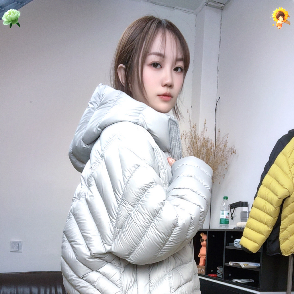 保暖泡芙龟背排骨女冬季韩版休闲宽松连帽短款外套90白鸭绒