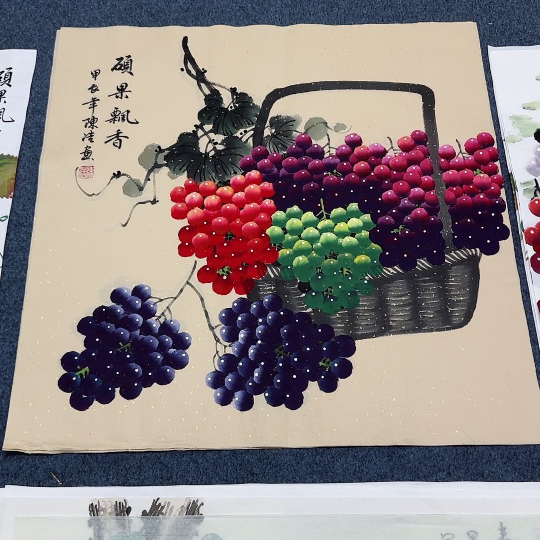 国画尺寸70X70手绘作品 