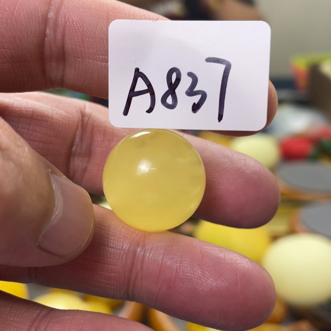 手链琥珀未镶嵌多样性发，发其中一件