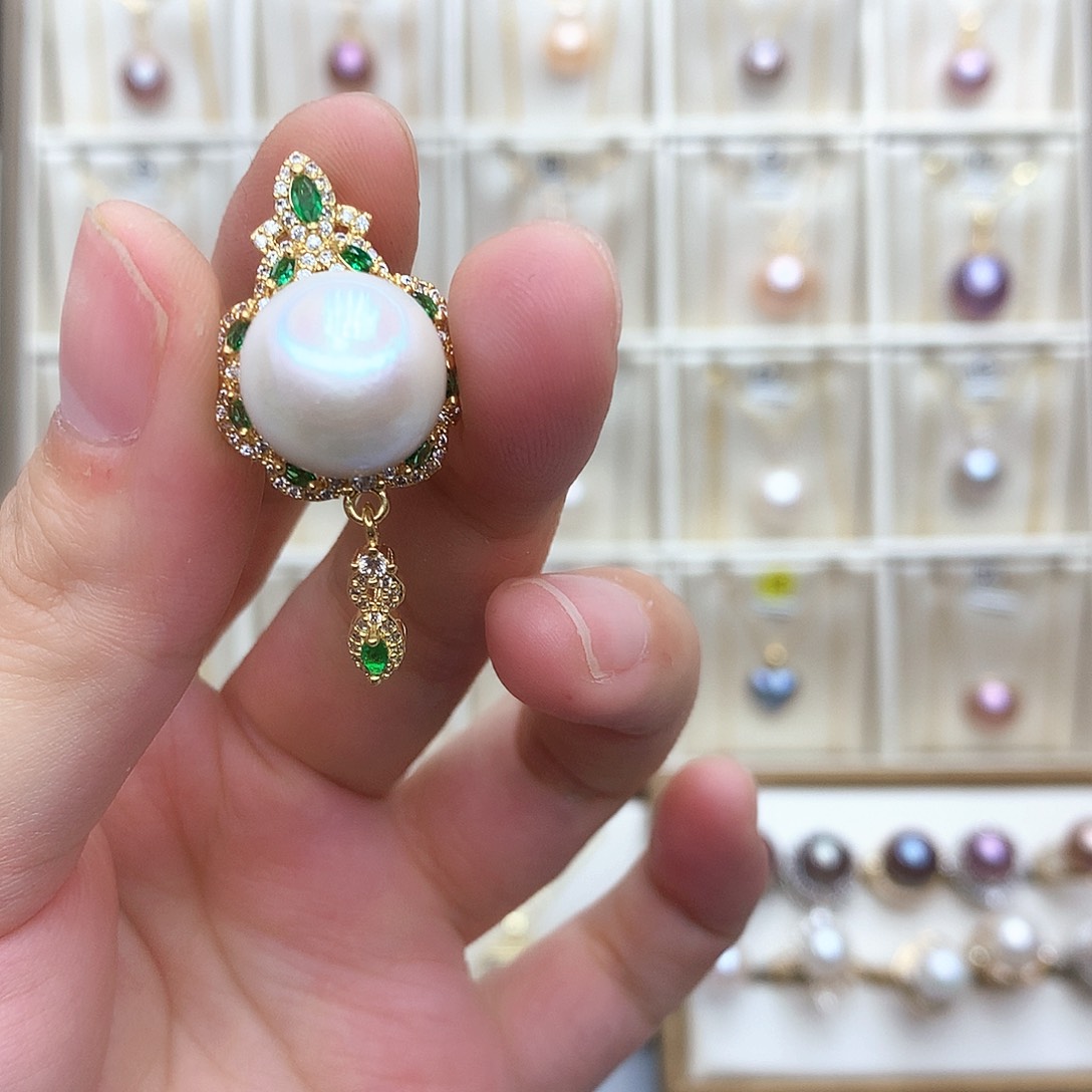 淡水珍珠颈饰合金