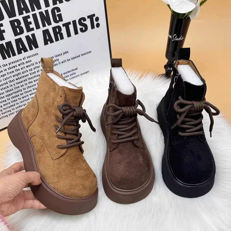 马丁靴女2025秋季新款英伦风时尚百搭网红爆款厚底显瘦短靴