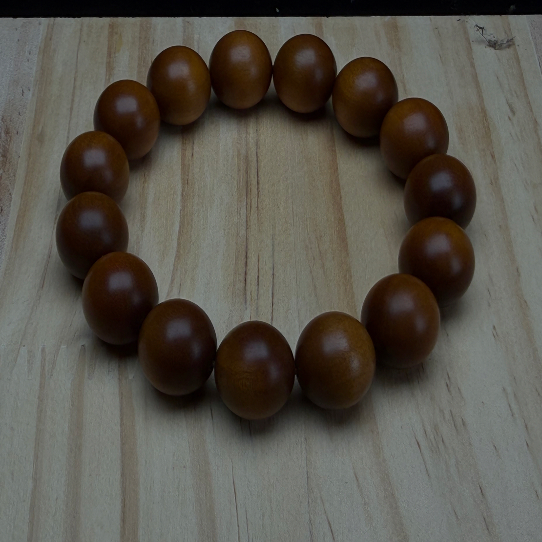 天然老山檀手串正区黑肉