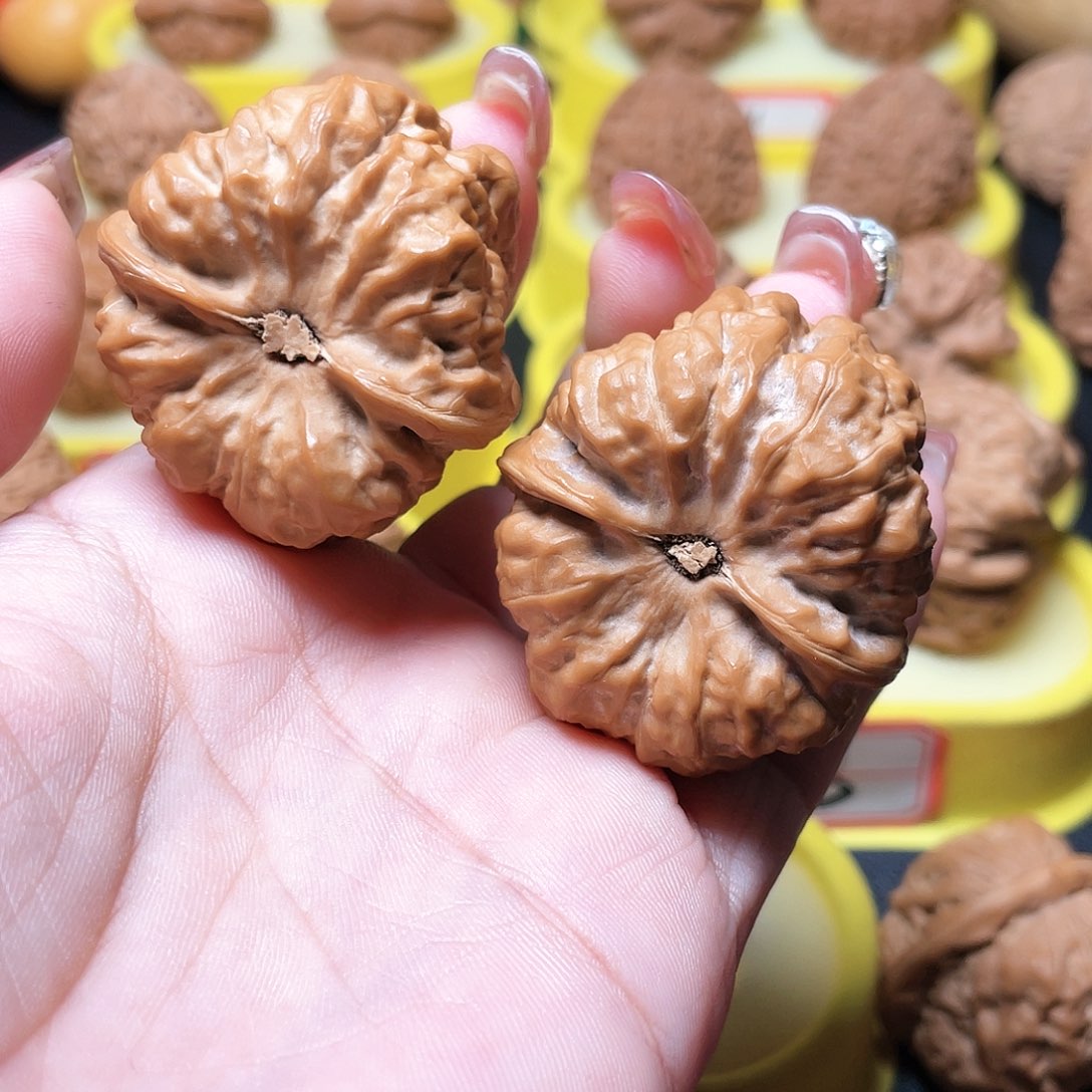 吊坠文玩核桃心***。756号蛤蟆