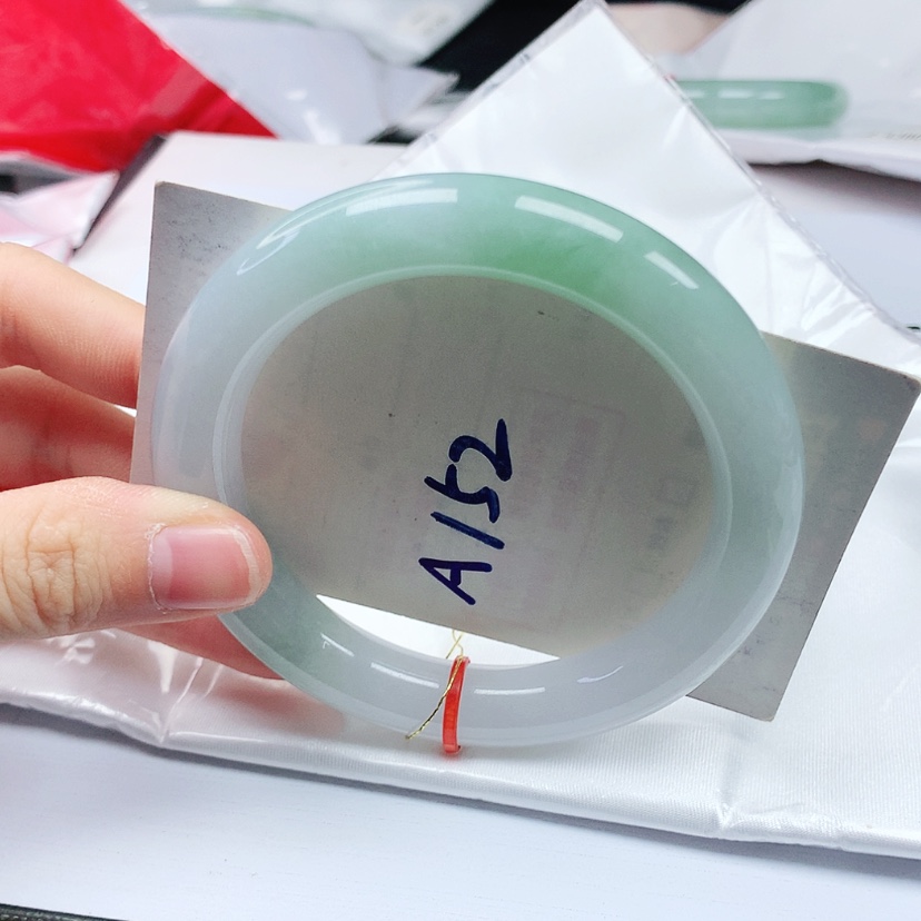 【闪购商品】翡翠手镯（圆镯）未镶嵌天然缅甸a货手镯57+