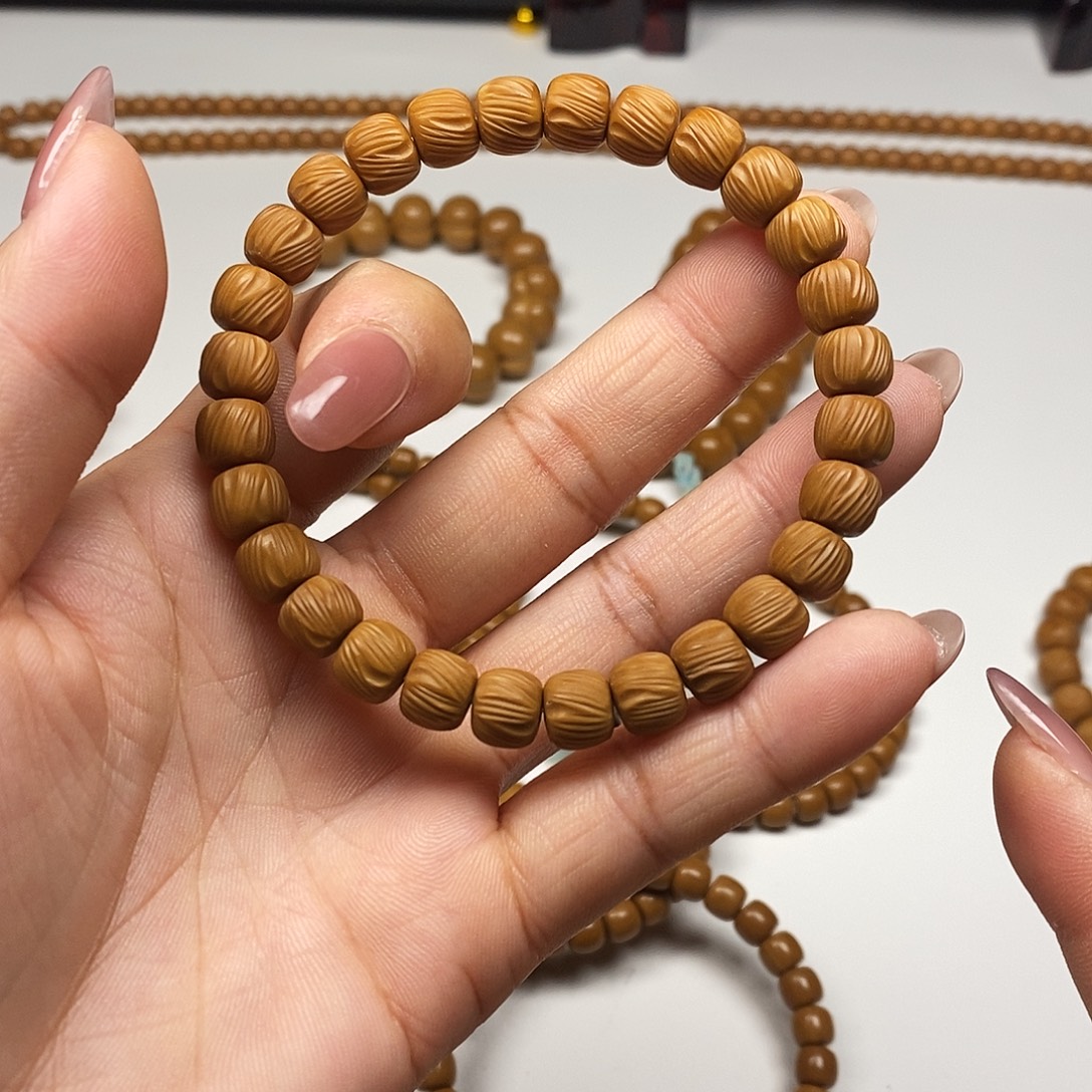 吊坠猴头核桃云锦