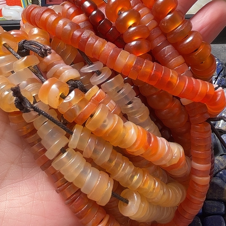 用***4玛瑙/玉髓合金颈饰