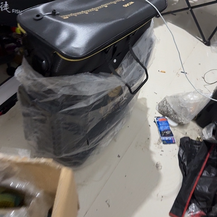 鱼护桶？？？？？？？？？？？