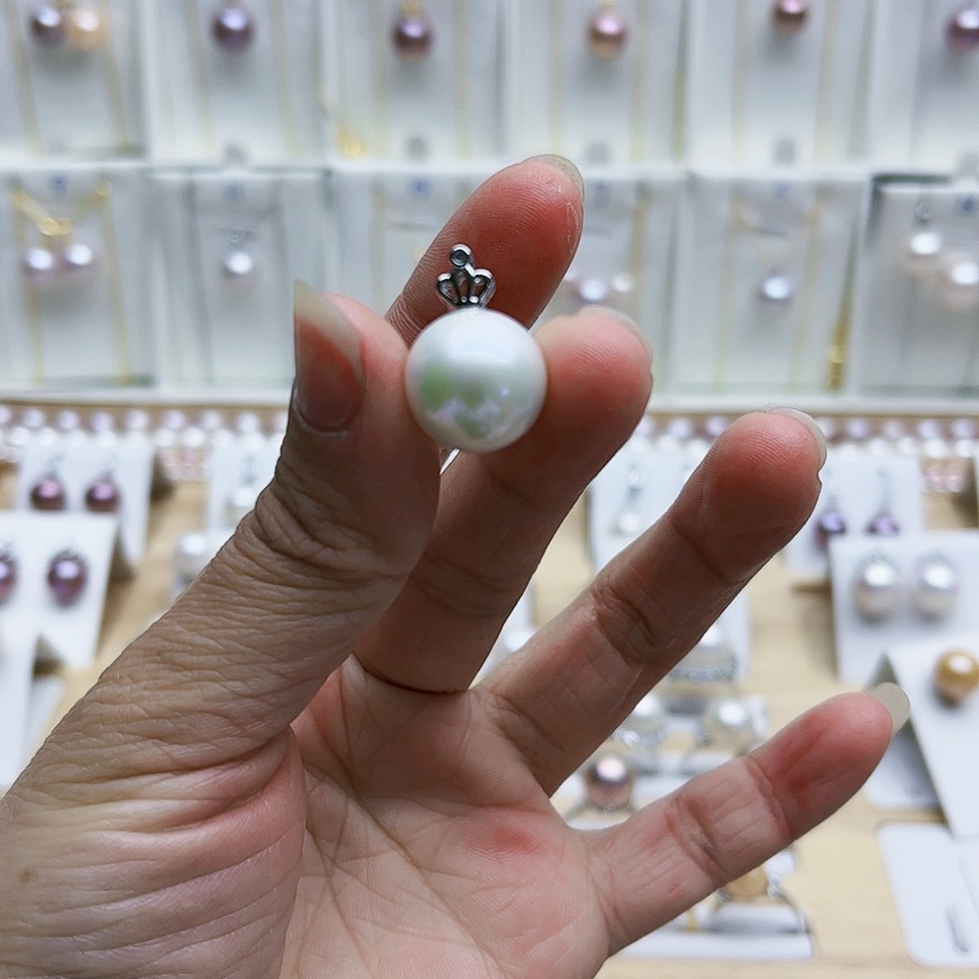 淡水珍珠颈饰合金