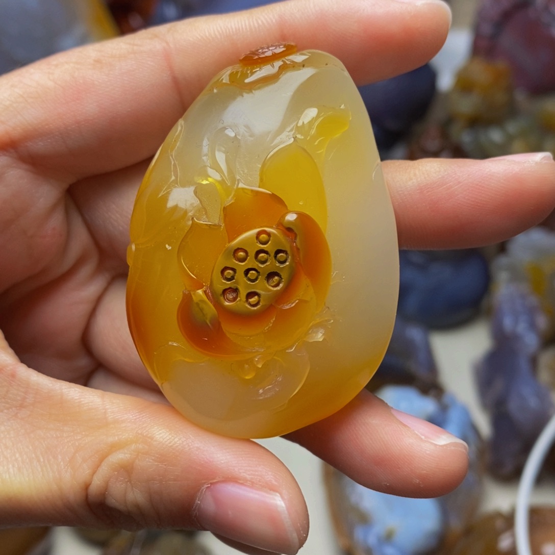 玛瑙/玉髓挂件未镶嵌