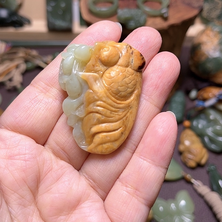 岫岩河磨玉（透闪石质玉）手绳未镶嵌椰*