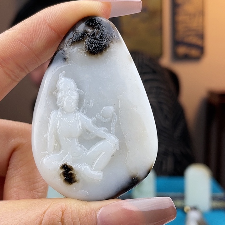 和田玉颈饰未镶嵌