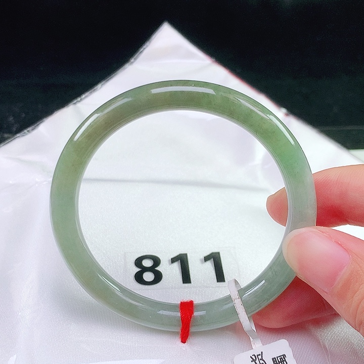 未镶嵌手镯翡翠翡翠手镯