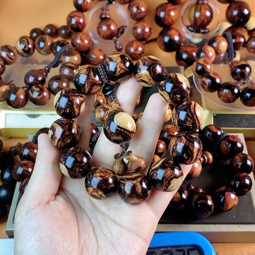 【闪购商品】花梨木类唐***界黄20