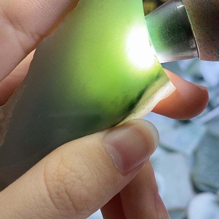 翡翠裸石纯天然翡翠