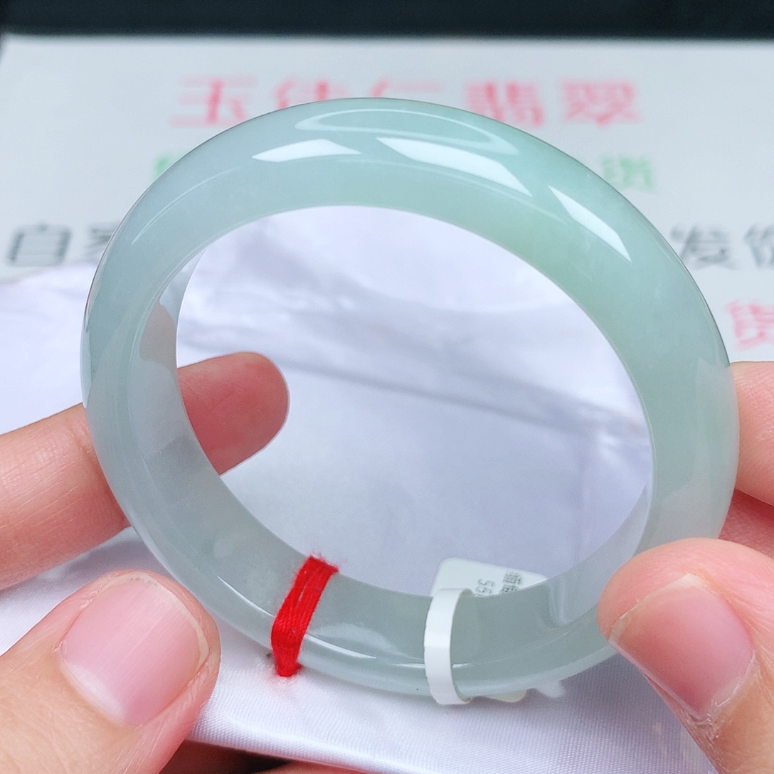 未镶嵌手镯翡翠天然翡翠手镯