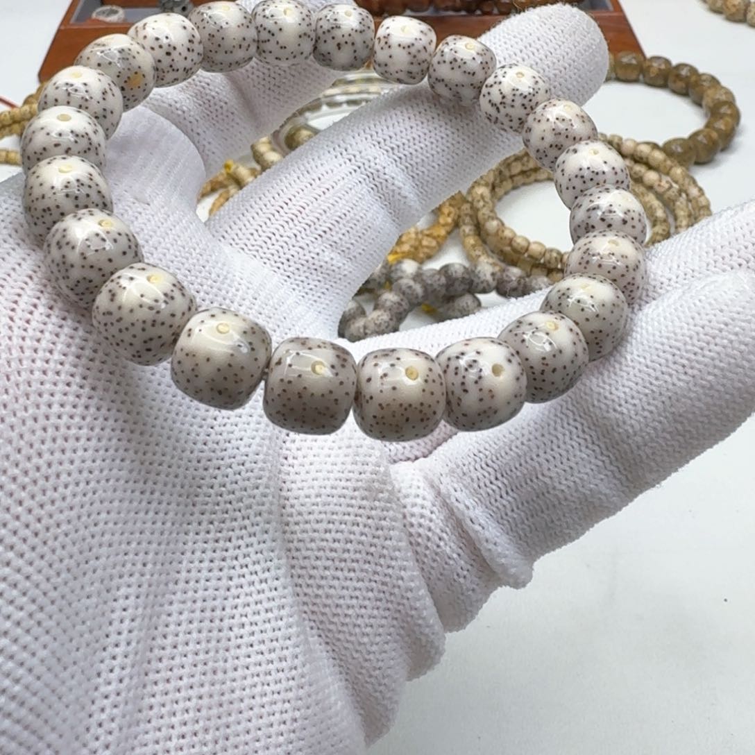 星月菩提手串31梵天瓷白针尖星10单圈