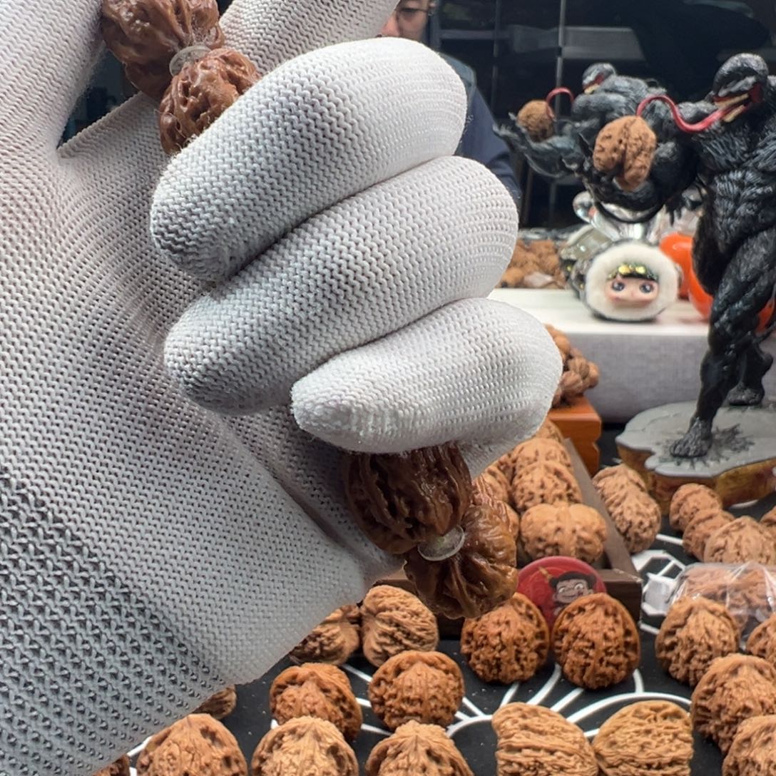 不***工文玩核桃吊坠金蝉八楞