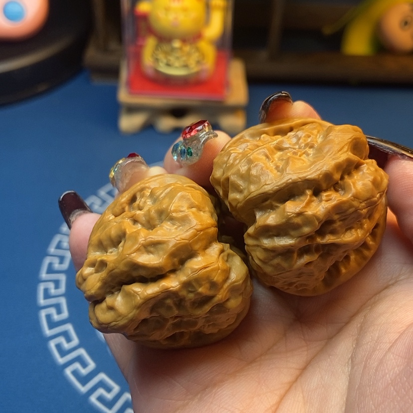 【闪购商品】文玩核桃把件l****l蛤蟆