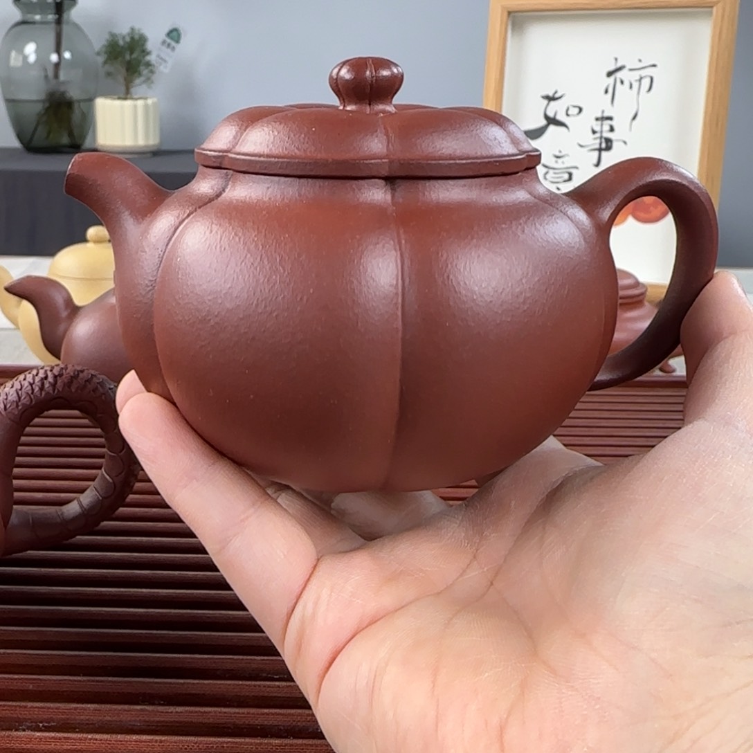 紫砂茶壶心****阳微瑕六瓣