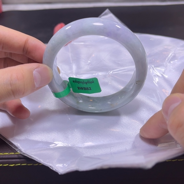 翡翠手镯未镶嵌天然翡翠手镯a货多样性发货